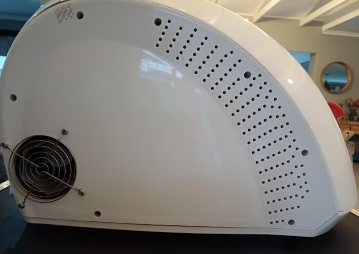 Pre-Loved SL Lasers Original Solid Laser – side view